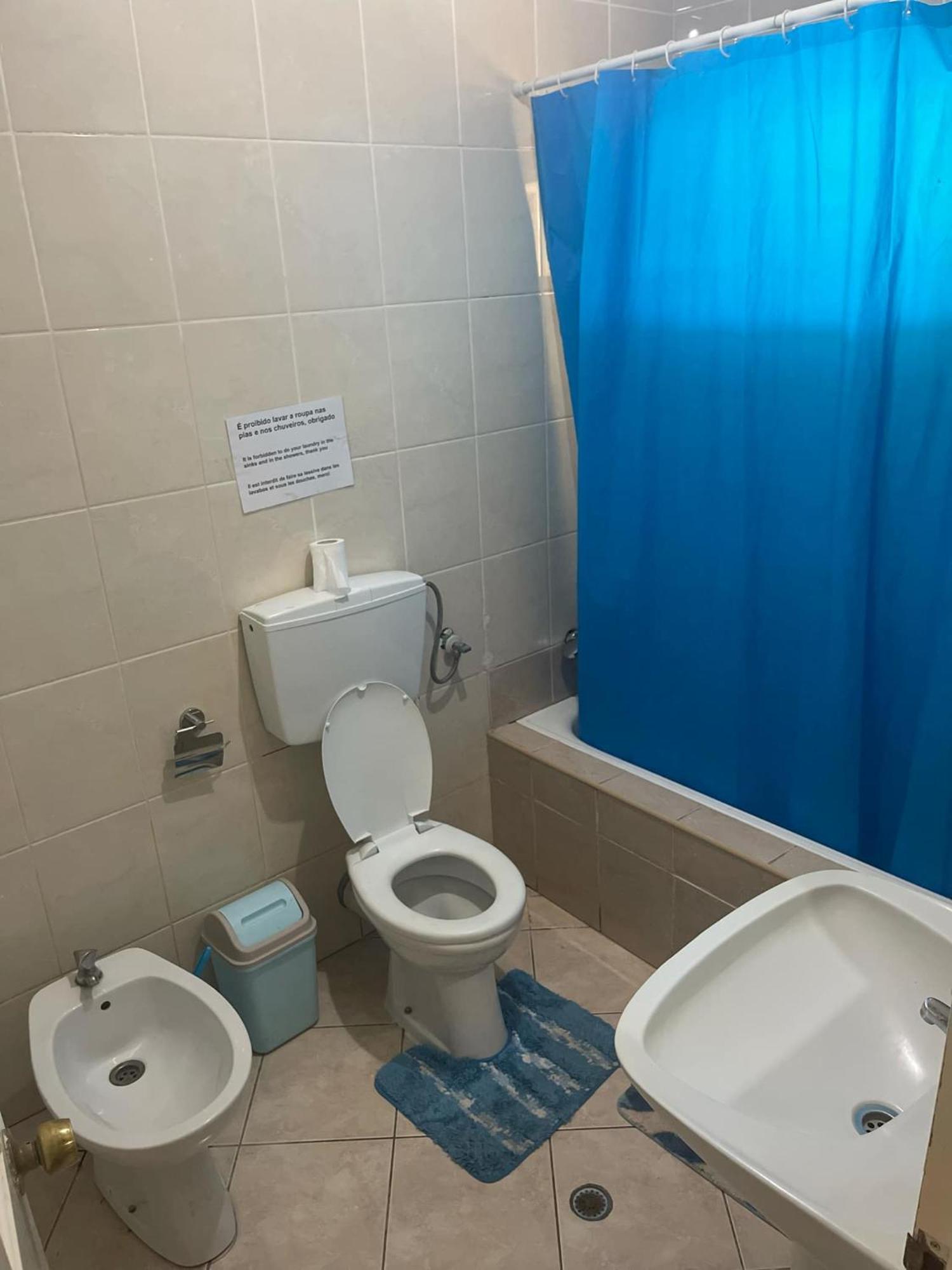 Pensao Domingas Hotel Сао Филипе Екстериор снимка